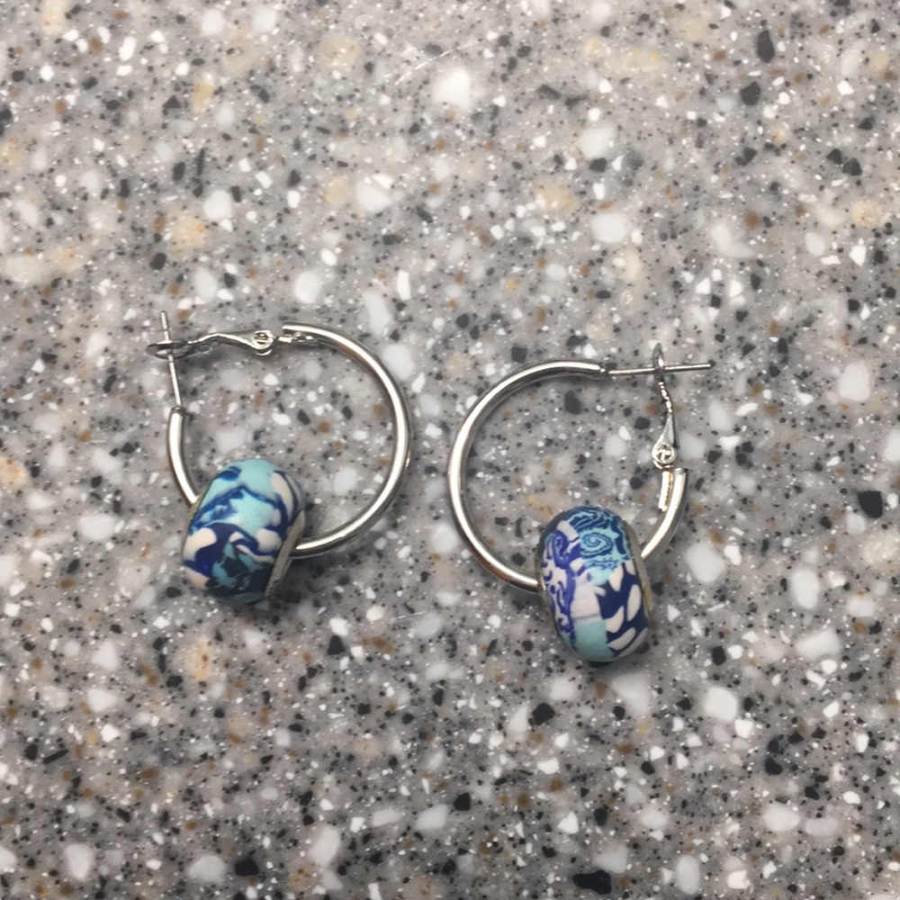 Viva Beads Hoop Earrings